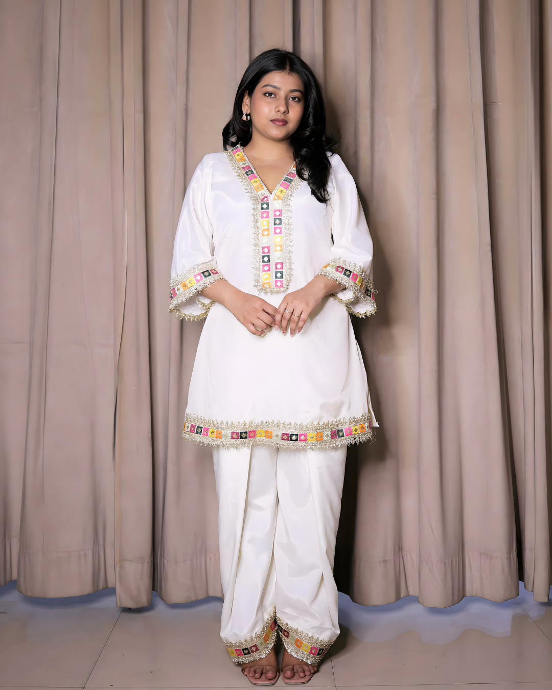 White Minimal Crepe Kurta Set
